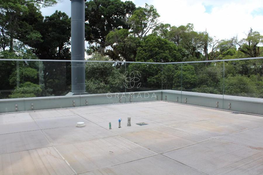 TERRAÇO COM ESPERA PARA JACUZZI